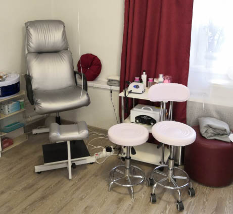 купить оборудование для маникюра недорого