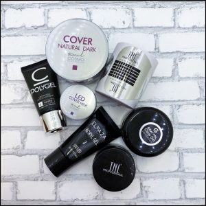 Наращивание ногтей